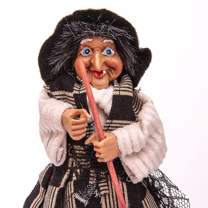 Halloween - Small Witch Figure