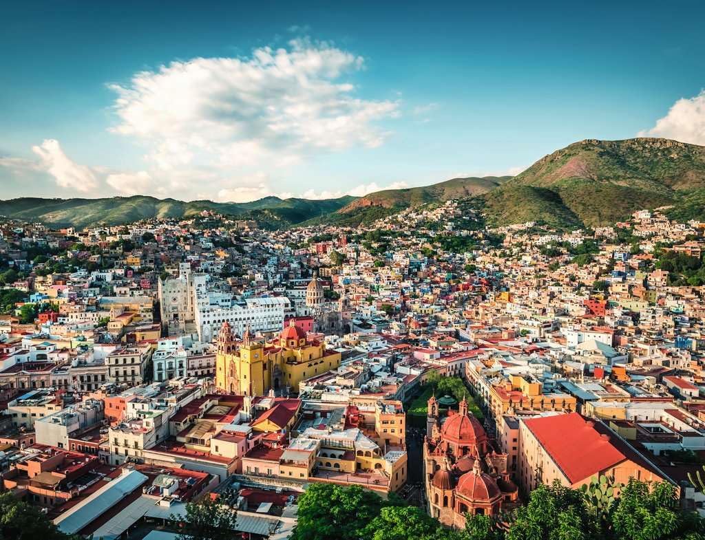 Ravensburger Mexico Guanajuato 2000pc Puzzle - Jigsaw