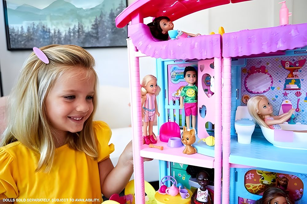 Barbie Chelsea Playhouse Doll House with Pets and Accessories