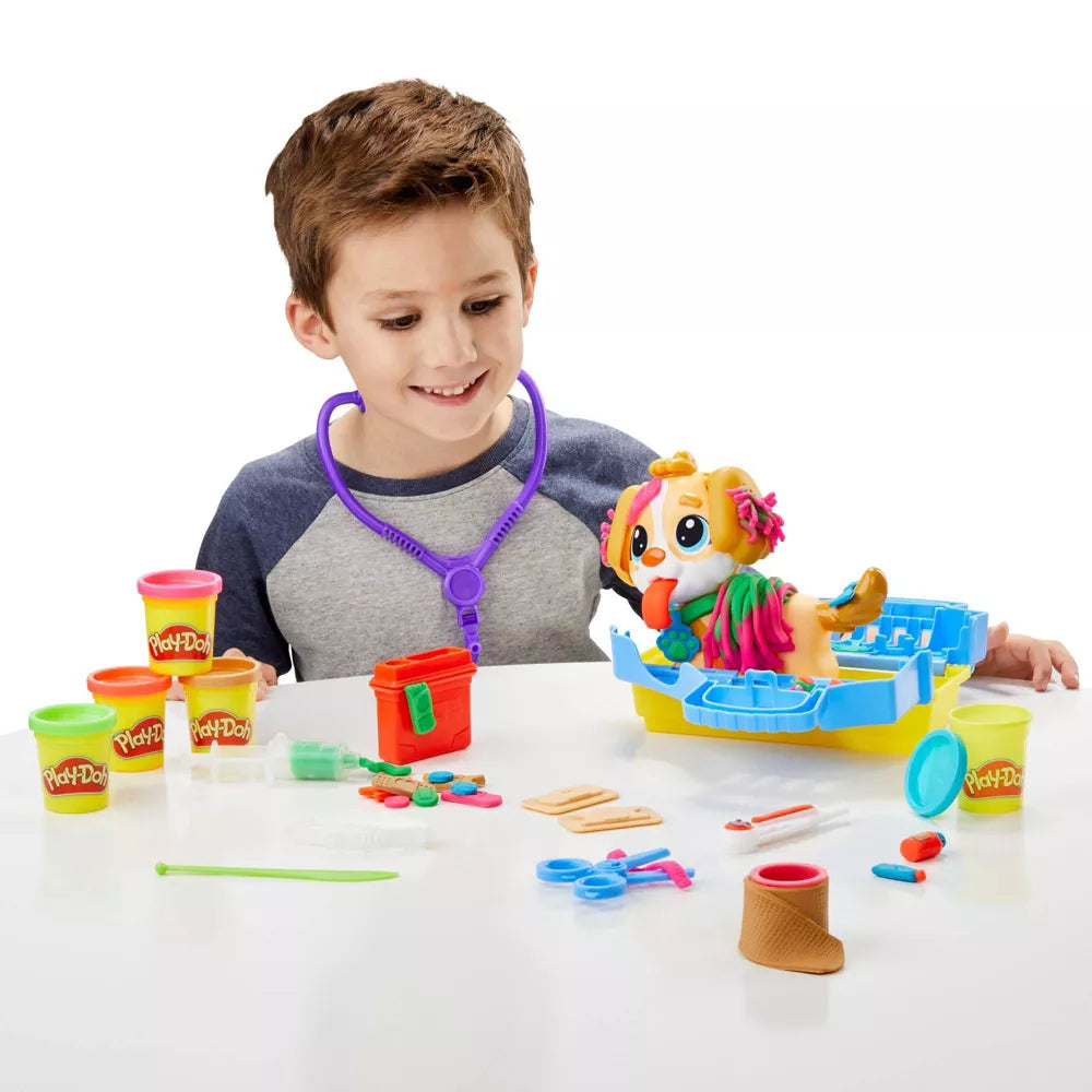 Play-Doh Care N Carry Vet Playset - Pretend Vet Carry Case