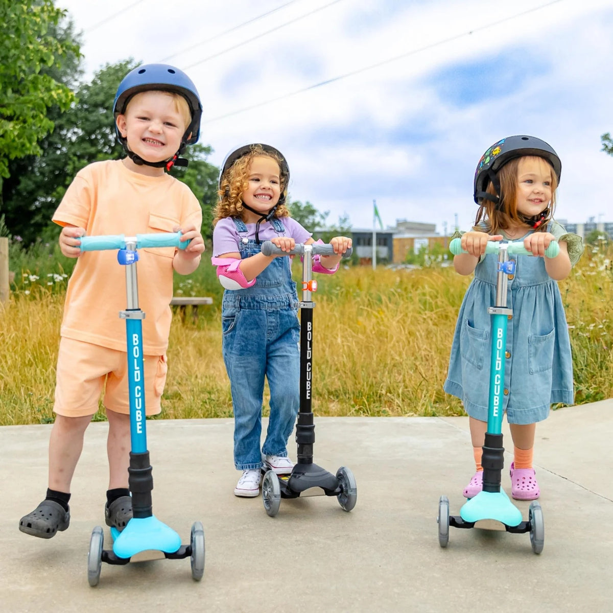 Bold Cube Three Wheel Scooter Rocket Black - Stable Kids Scooter