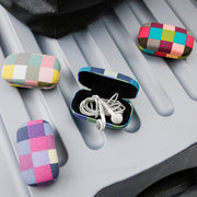 Kikkerland -  Travel Case Plaid Assorted