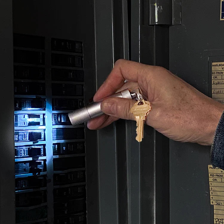 Kikkerland -  Keyring Flashlight