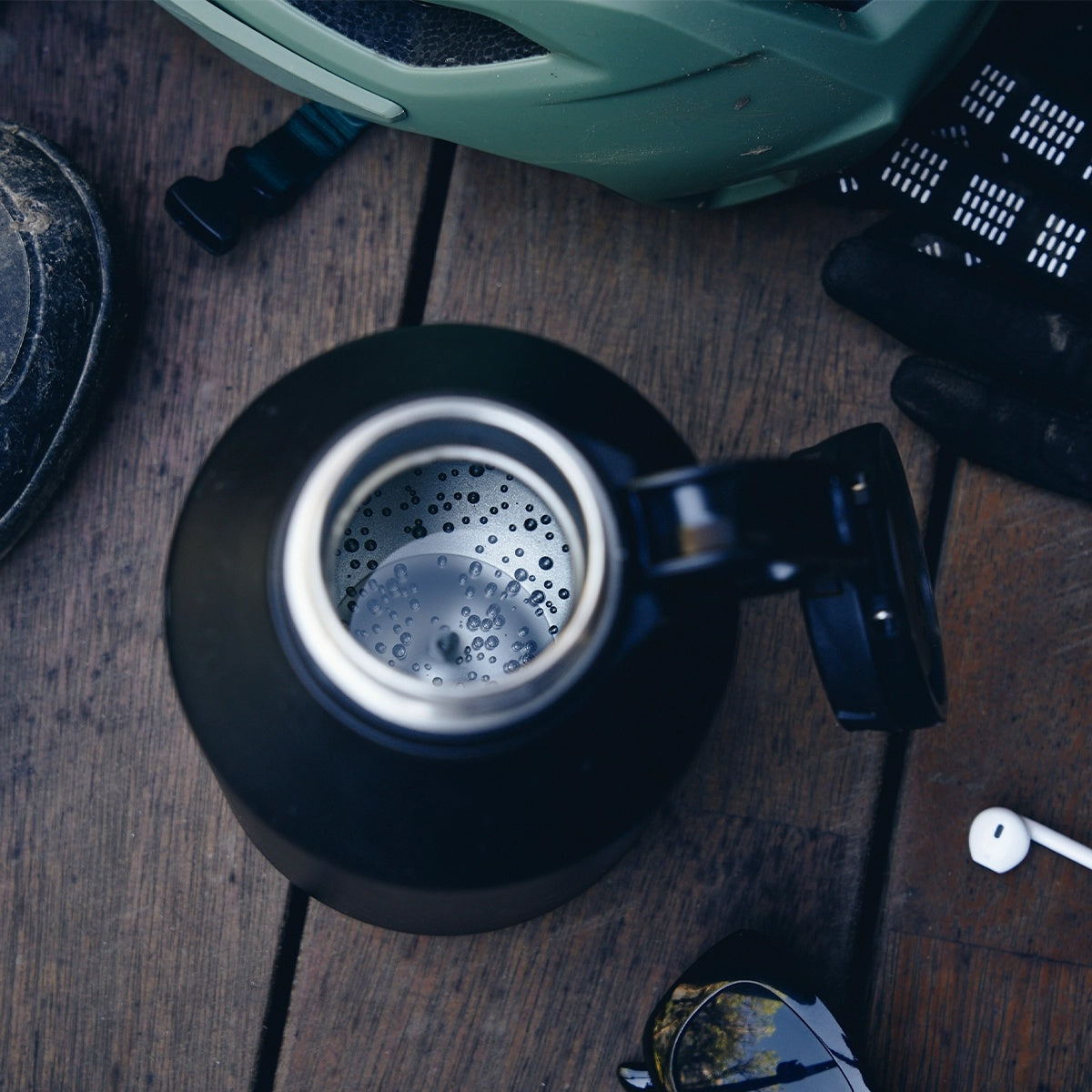 Contigo Premium Outdoor Grand Stainless Steel 1900 ml, Black