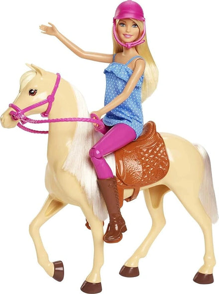 Barbie Doll and Accessories (Blonde)