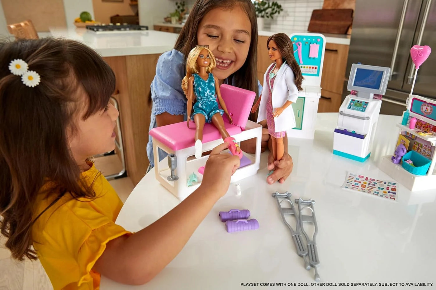 Barbie Careers Fast Cast Clinic Playset with Doctor Doll